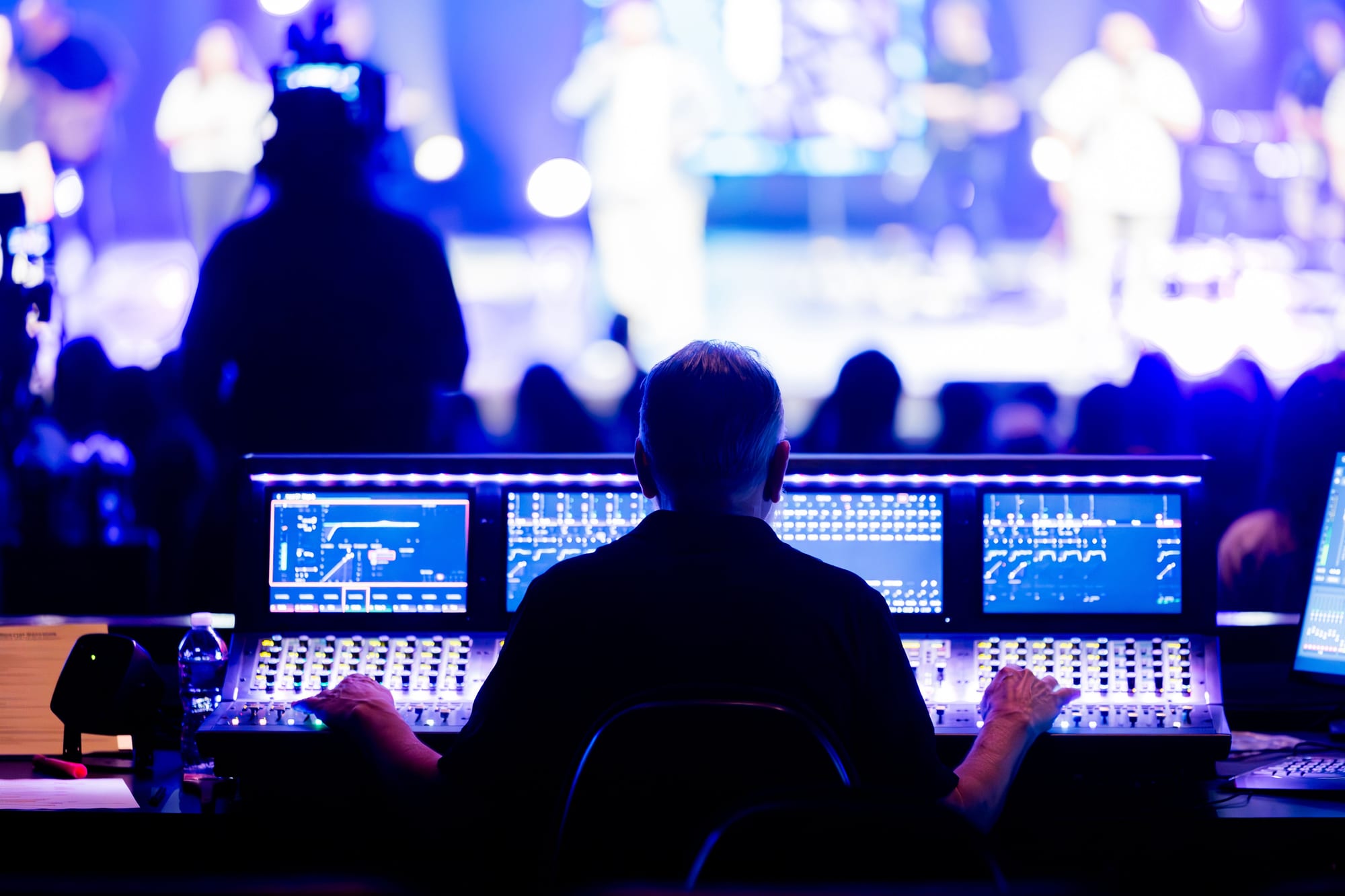 Corporate Event Organizer in Indonesia: When to Hire One